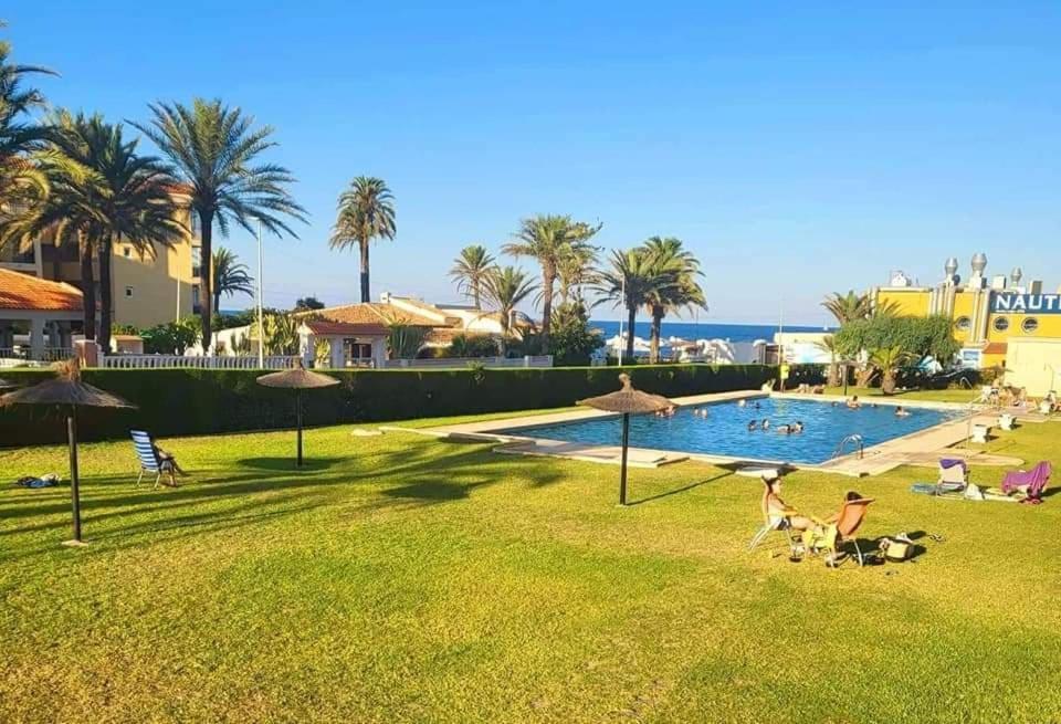 Apartament Punta Prima Torrevieja Exterior photo